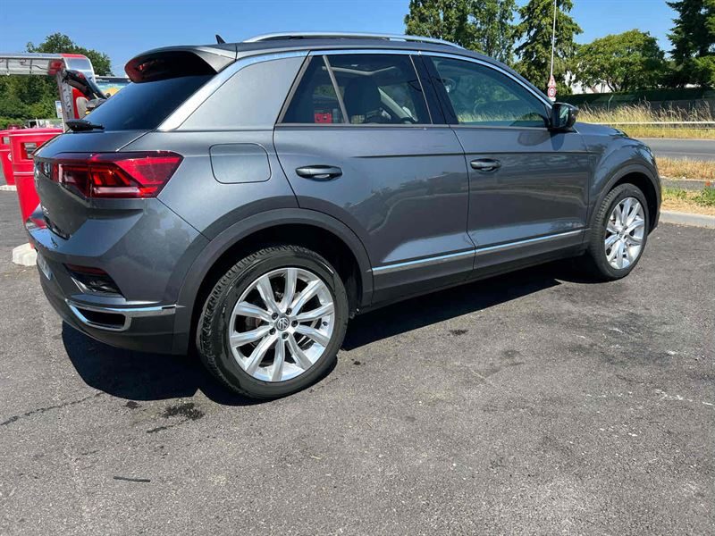 VOLKSWAGEN T-ROC 2019