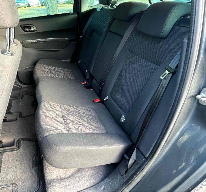 PEUGEOT 3008 Monospace 2012