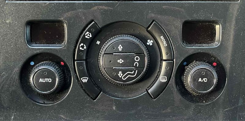 PEUGEOT 3008 Monospace 2012