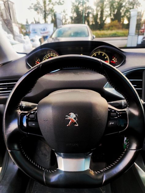 PEUGEOT 308 SW II ALLURE 2015