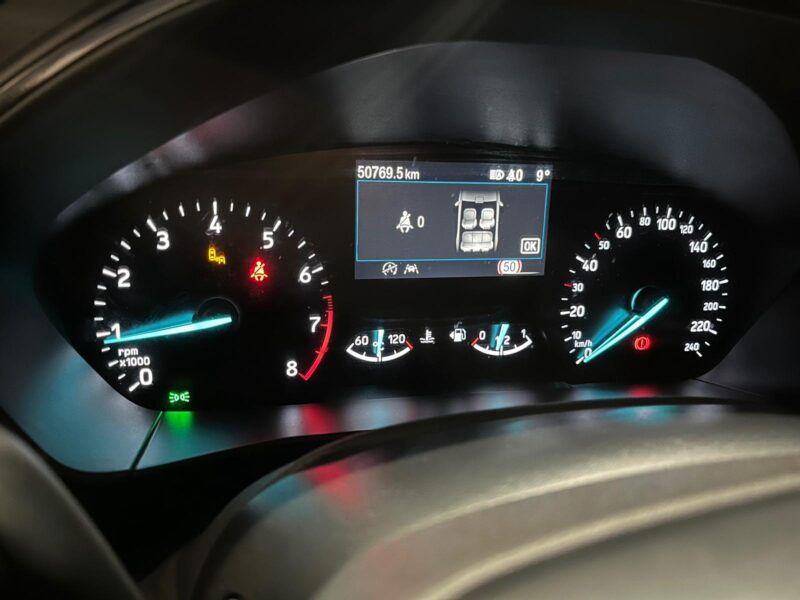 1.0 EcoBoost 155cv / ST LINE / Apple Carplay / Camera de Recul