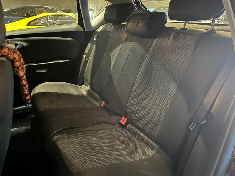 1.6 TDI 90cv BLUETOOTH / REGULATEUR 