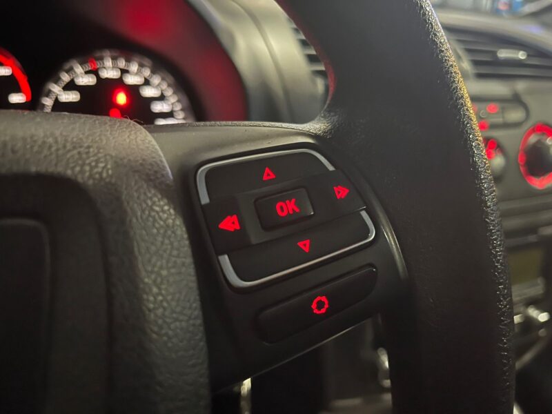 1.6 TDI 90cv BLUETOOTH / REGULATEUR 