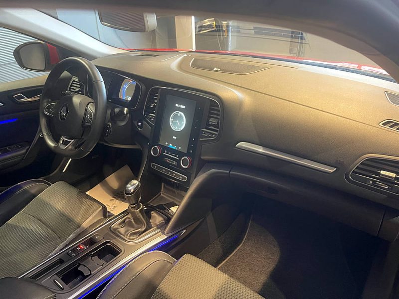 RENAULT  MEGANE 4  2017