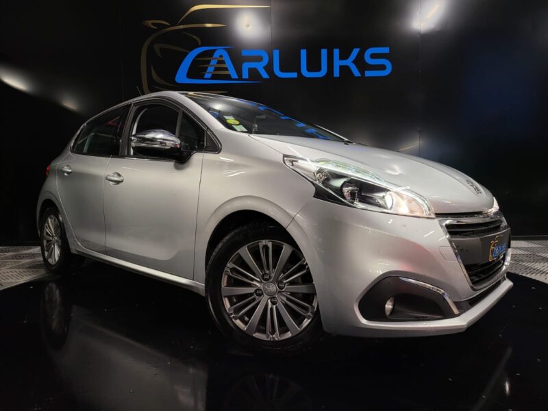 PEUGEOT 208 1.6 HDI 100 CV ALLURE CARPLAY / CLIMATISATION AUTO / RADAR DE RECU
