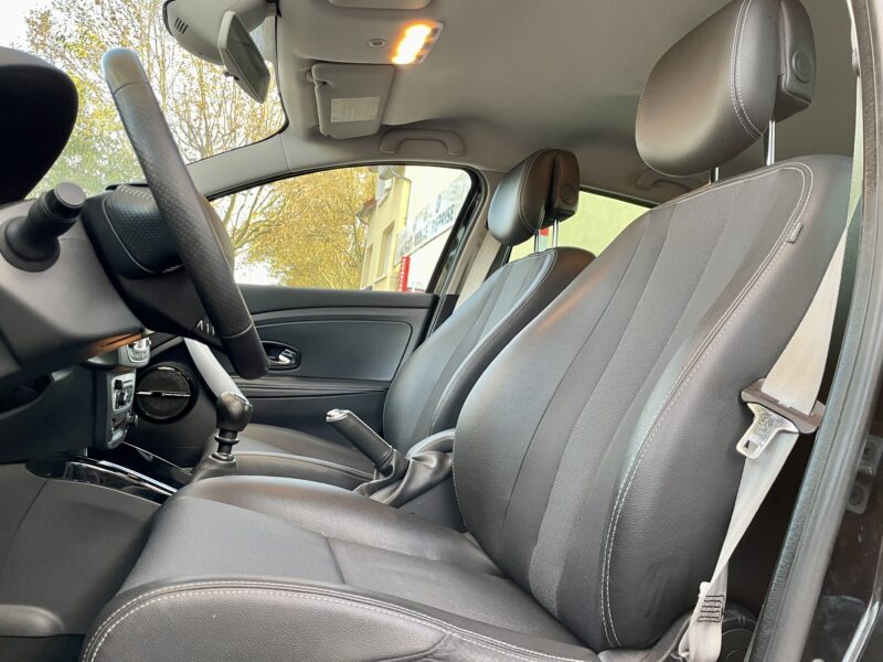 RENAULT MEGANE III 2012