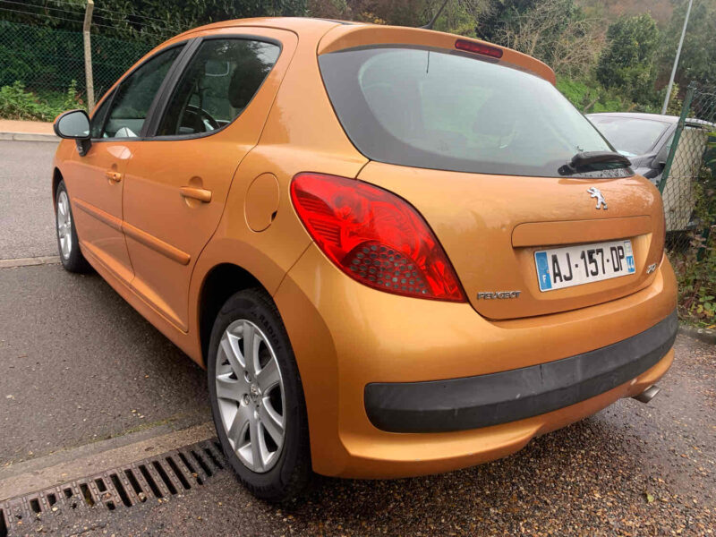 PEUGEOT 207 1.6HDI 90CV