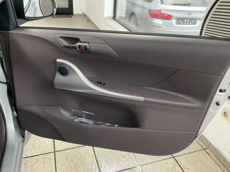 TOYOTA IQ 1.0L 69CH BVA