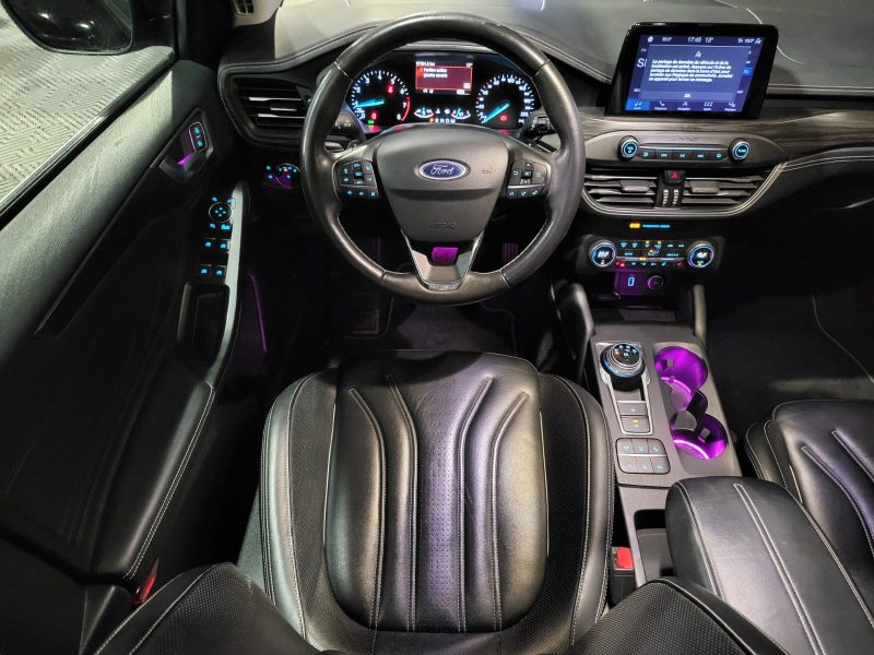 FORD FOCUS 1.5 SCTi 182cv Vignale BVA / APPLE CARPLAY / SIEGES CHAUFFANT / TOIT OUVRANT
