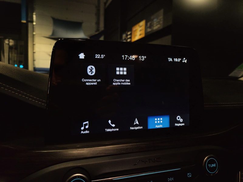 FORD FOCUS 1.5 SCTi 182cv Vignale BVA / APPLE CARPLAY / SIEGES CHAUFFANT / TOIT OUVRANT