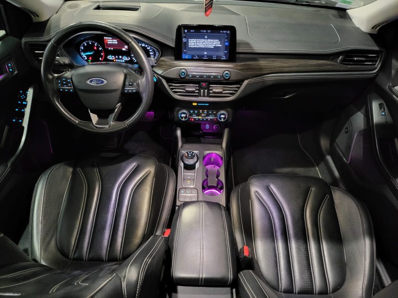 FORD FOCUS 1.5 SCTi 182cv Vignale BVA / APPLE CARPLAY / SIEGES CHAUFFANT / TOIT OUVRANT