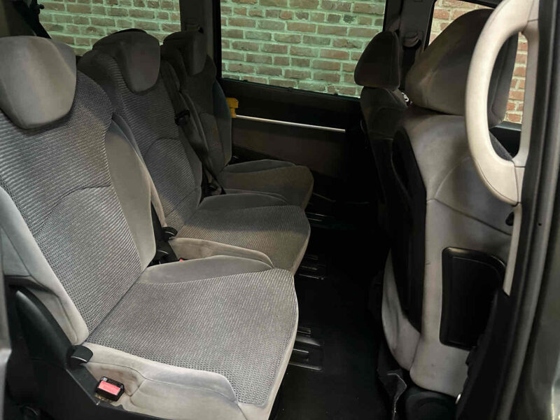 PEUGEOT 807 2.0 HDi 120CV Premium