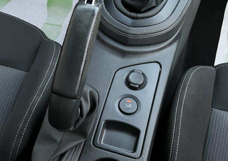 PEUGEOT RCZ 1.6 THP 156 Cv 1ERE MAIN 27 300 KMS ORIGINE FRANCE / CRIT AIR 1 - GARANTIE 1 AN