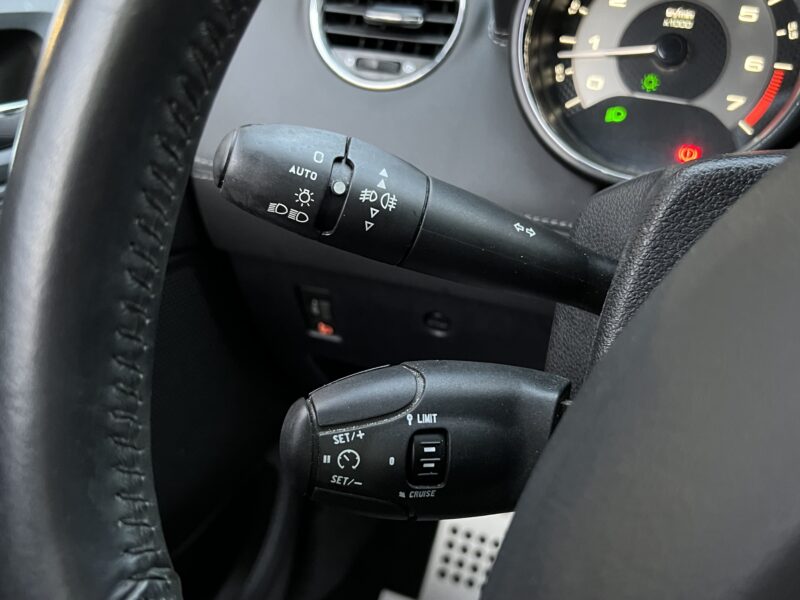 PEUGEOT RCZ 1.6 THP 156 Cv 1ERE MAIN 27 300 KMS ORIGINE FRANCE / CRIT AIR 1 - GARANTIE 1 AN