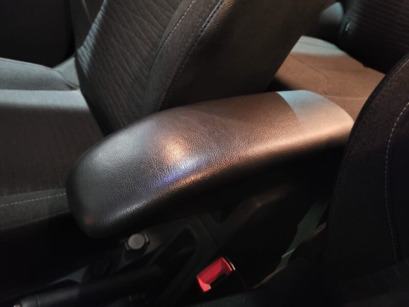 CITROEN C3 II 1.6 BlueHDi 100cv Exclusive // APPLE CARPLAY/CAMERA DE RECUL/PARE-BRISE PANORAMIQUE