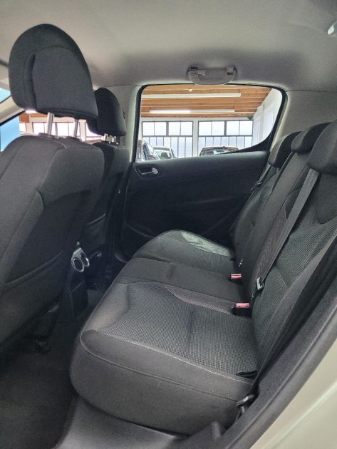 PEUGEOT 308 1.6 HDi 110 Premium