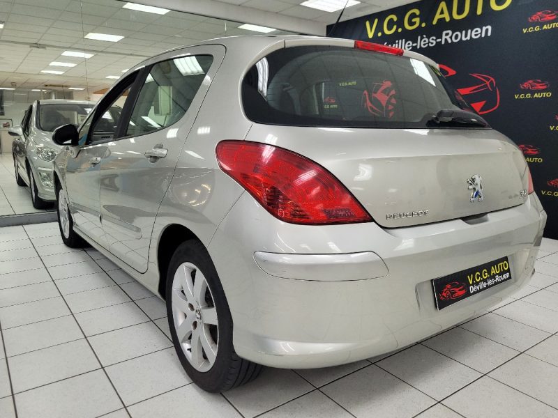 PEUGEOT 308 1.6 HDi 110 Premium