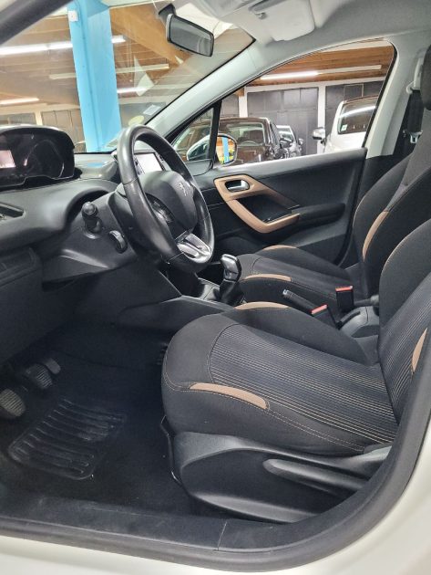 PEUGEOT 208 1.4 HDi 70 Urban Soul