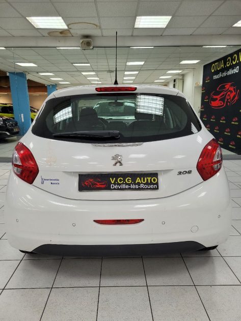 PEUGEOT 208 1.4 HDi 70 Urban Soul