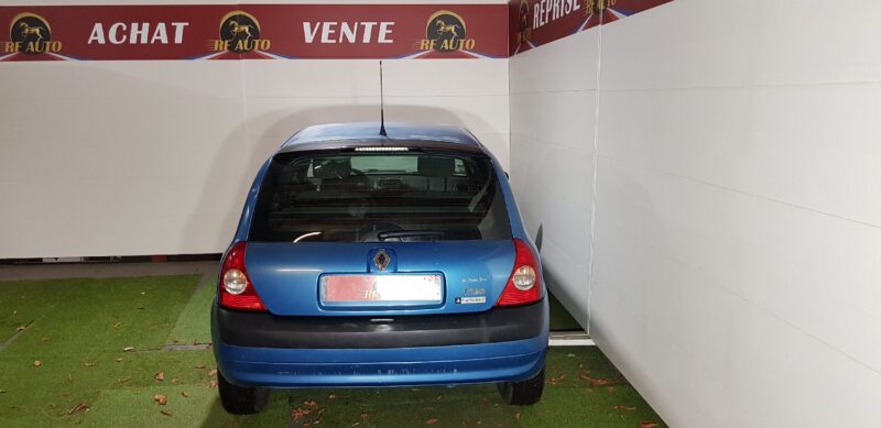 RENAULT CLIO II 2002 1.5 dCi 65cv