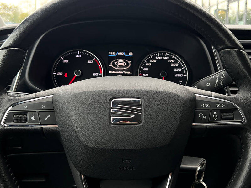 SEAT LEON III 1.6 TDI 105 START & STOP / GPS BLUETOOTH REGULATEUR FEUX LEDS - GARANTIE 1 AN