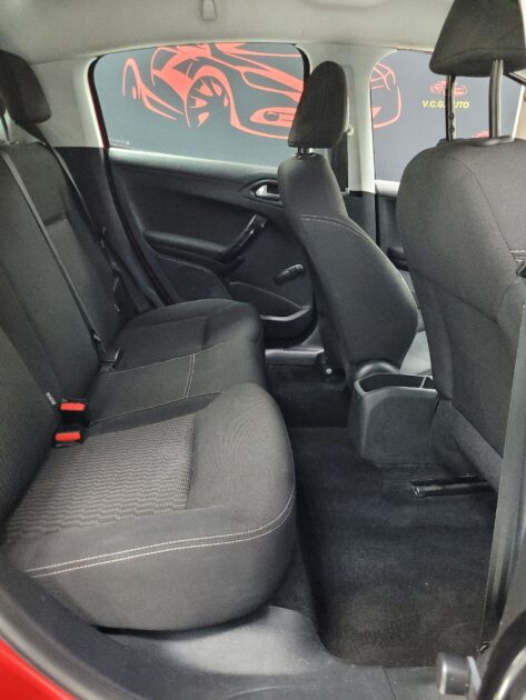 PEUGEOT 208 I 2016 1.6 HDi / BlueHDi 75 1560cm3 75cv