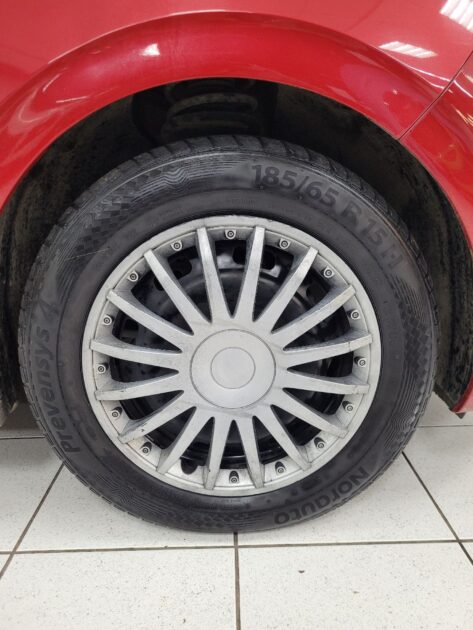 PEUGEOT 208 I 2016 1.6 HDi / BlueHDi 75 1560cm3 75cv