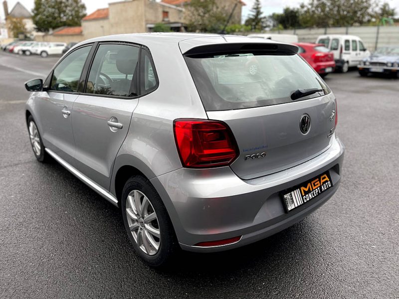 VOLKSWAGEN POLO V 2015