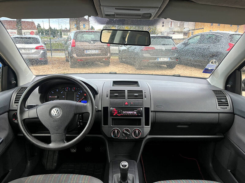 VOLKSWAGEN POLO 2009
