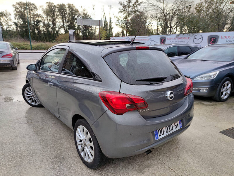 OPEL CORSA E 2015