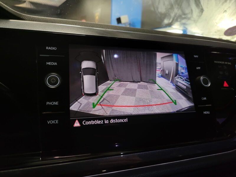 VOLKSWAGEN POLO VI GTI 2.0 TSI 200 cv / TOIT OUVRANT / CARPLAY / CAMERA