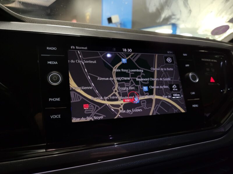 VOLKSWAGEN POLO VI GTI 2.0 TSI 200 cv / TOIT OUVRANT / CARPLAY / CAMERA