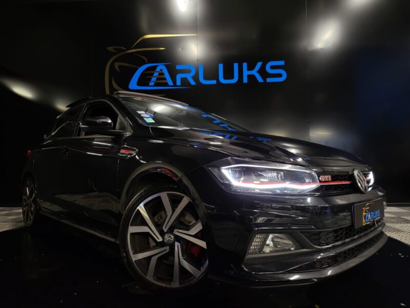 VOLKSWAGEN POLO VI GTI 2.0 TSI 200 cv / TOIT OUVRANT / CARPLAY / CAMERA