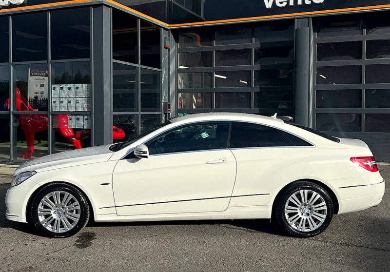 MERCEDES CLASSE E COUPE IV 200 CGI 1.8 BLUEEFFICIENCY 184 Cv 1ERE MAIN / CRIT AIR 1 - Garantie1an