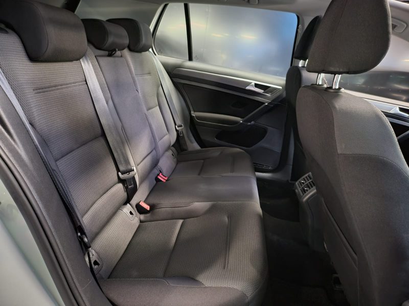 VOLKSWAGEN GOLF 7 VII 2.0 TDi 150cv PACK R-LINE TOIT OUVRANT / VIRTUAL COCKPIT / DSG7