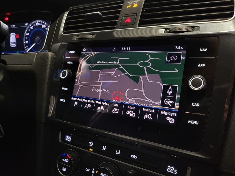 VOLKSWAGEN GOLF 7 VII 2.0 TDi 150cv PACK R-LINE TOIT OUVRANT / VIRTUAL COCKPIT / DSG7