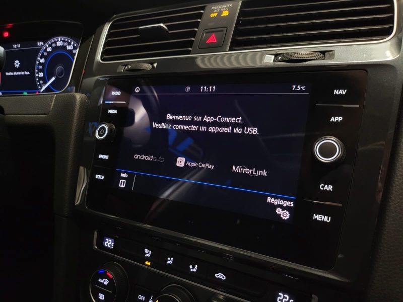 VOLKSWAGEN GOLF 7 VII 2.0 TDi 150cv PACK R-LINE TOIT OUVRANT / VIRTUAL COCKPIT / DSG7