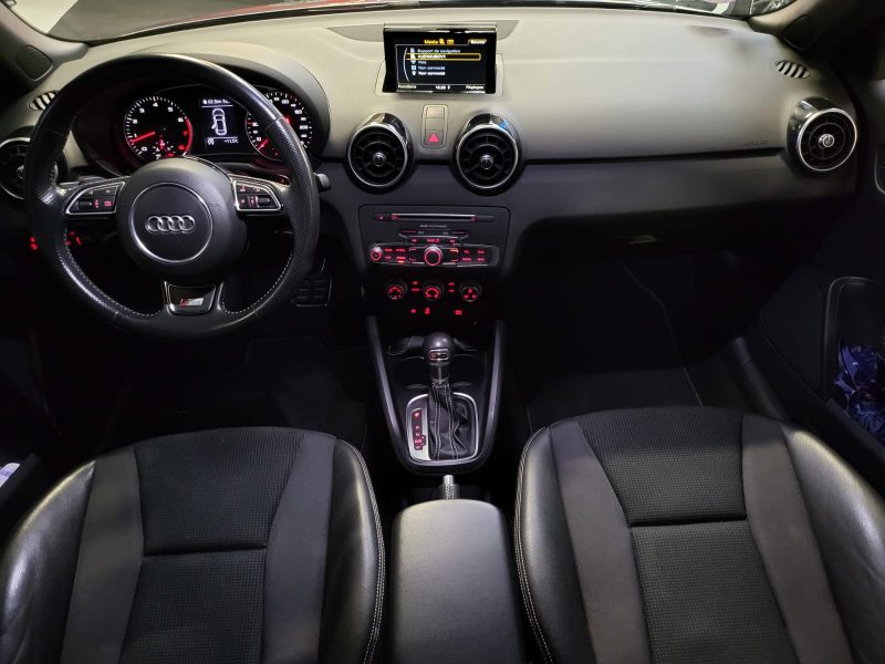 AUDI A1 Sportback 2017 1.4 TFSI 125cv S-line / S-TRONIC 7 / ENTRETIEN A JOUR