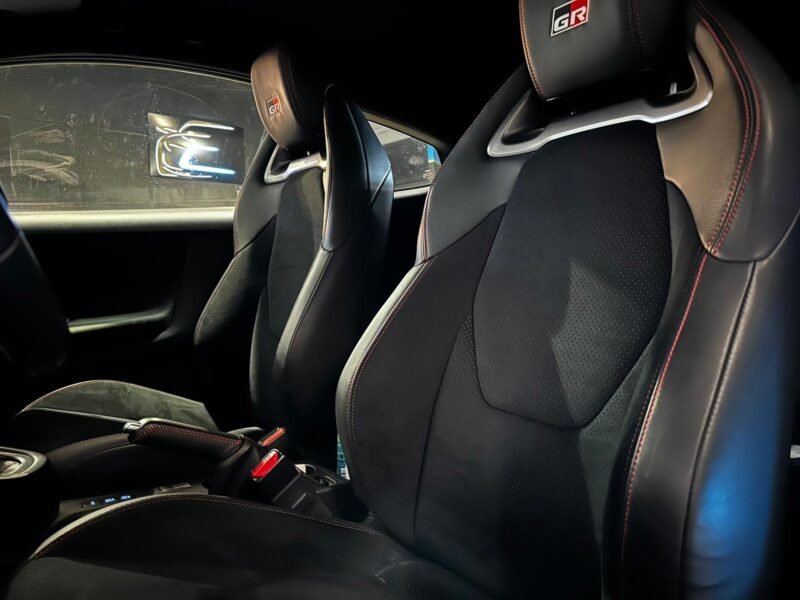 TOYOTA YARIS 20211.6 GR 4WD 261cv TRACK , Caméra , Toit Carbon 