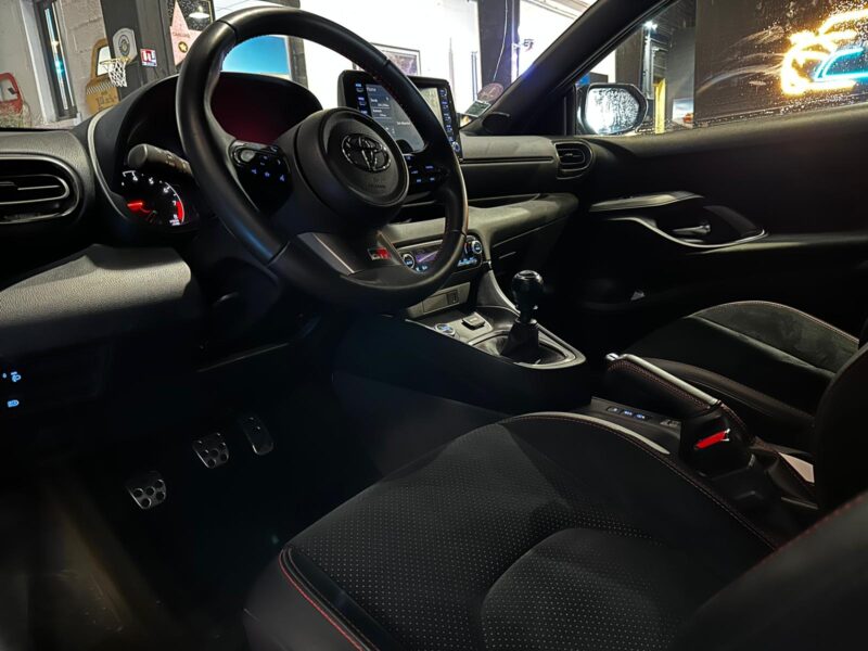 TOYOTA YARIS 20211.6 GR 4WD 261cv TRACK , Caméra , Toit Carbon 