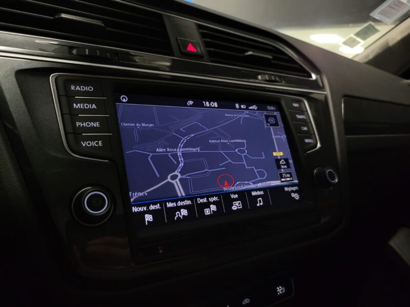 VOLKSWAGEN TIGUAN 2.0 TDI 150cv CARAT 1ERE MAIN /VIRTUAL COCKPIT+TOIT OUVRANT+CAMERA 360°+CAR PLAY/