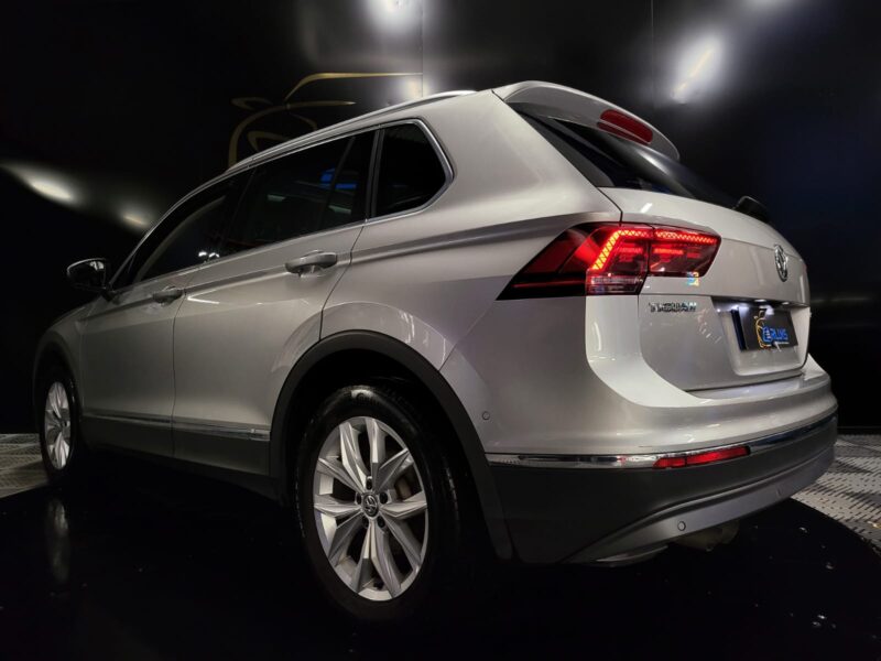 VOLKSWAGEN TIGUAN 2.0 TDI 150cv CARAT 1ERE MAIN /VIRTUAL COCKPIT+TOIT OUVRANT+CAMERA 360°+CAR PLAY/