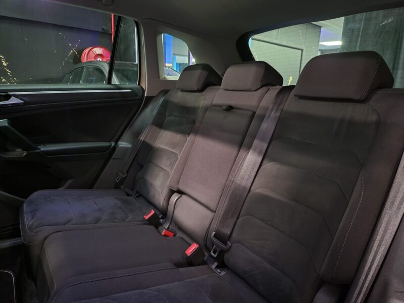 VOLKSWAGEN TIGUAN 2.0 TDI 150cv CARAT 1ERE MAIN /VIRTUAL COCKPIT+TOIT OUVRANT+CAMERA 360°+CAR PLAY/