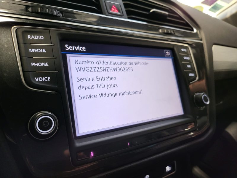 VOLKSWAGEN TIGUAN 2.0 TDI 115cv CONFORTLINE BUSINESS 4X2