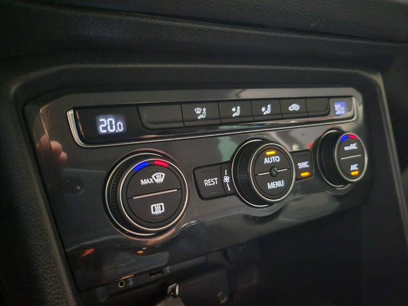 VOLKSWAGEN TIGUAN 2.0 TDI 115cv CONFORTLINE BUSINESS 4X2