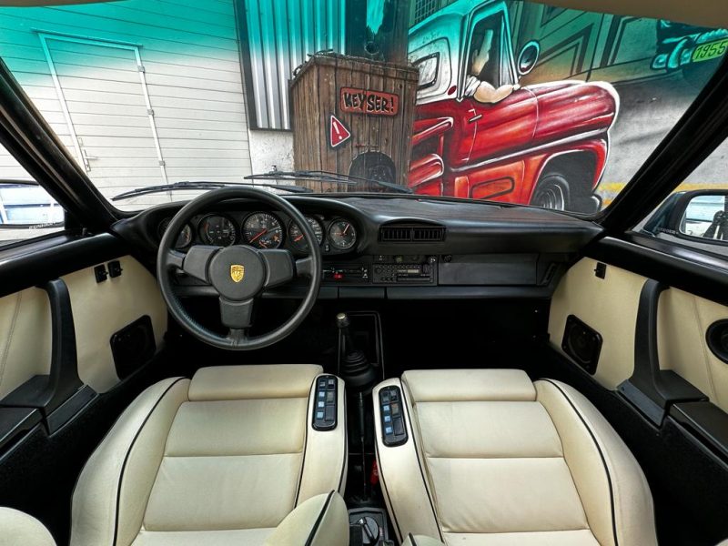 PORSCHE 911 3.3 SC Turbo 300 cv