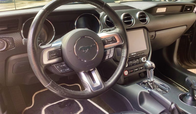 Ford Mustang V6 305ch 