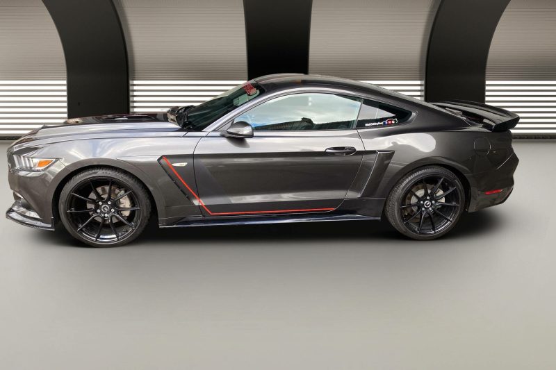 Ford Mustang V6 305ch 