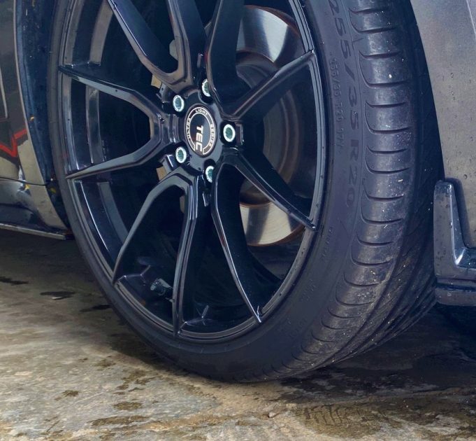 Ford Mustang V6 305ch 