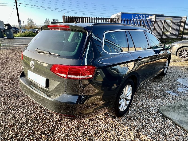 Volkswagen Passat SW B8 2.0 TDi 150 cv DSG7 Confortline Business
